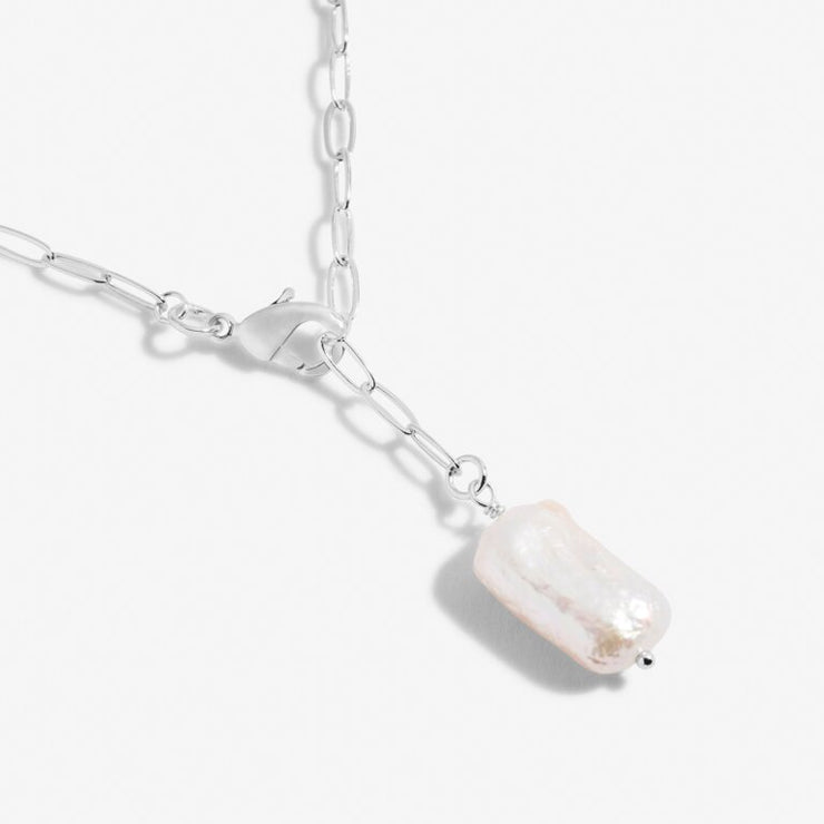A Little Lumi Pearl Chain Necklace