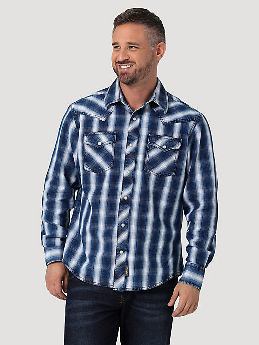 Men's Wrangler Retro Premium Long Sleeve Western Snap Plaid Shirt in Indigo