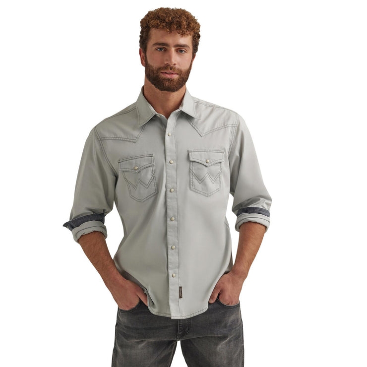 Wrangler Retro® Premium Long Sleeve Shirt in Grey