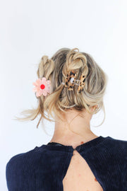Small Flower Claw Clip