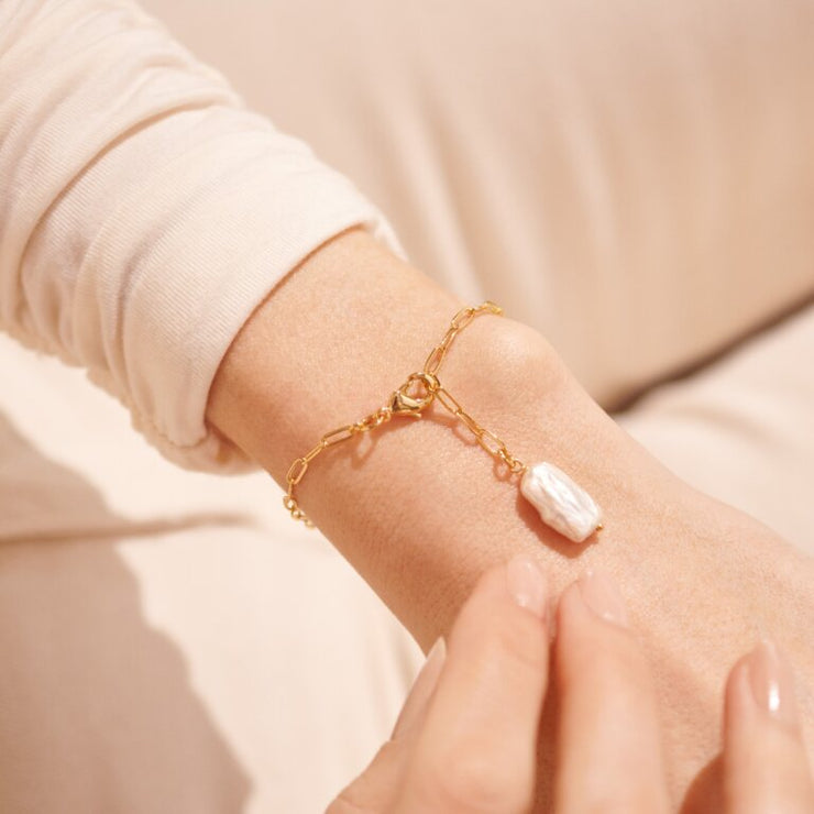 A Little Lumi Pearl Chain Bracelet