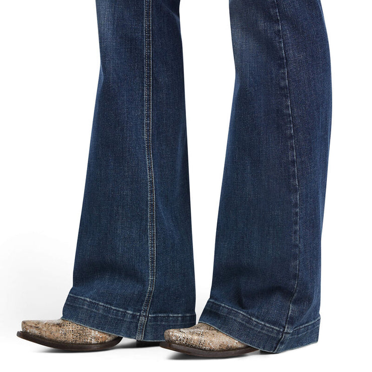 Ariat Women's Slim Jeans Daphne Wide Leg in Toronto